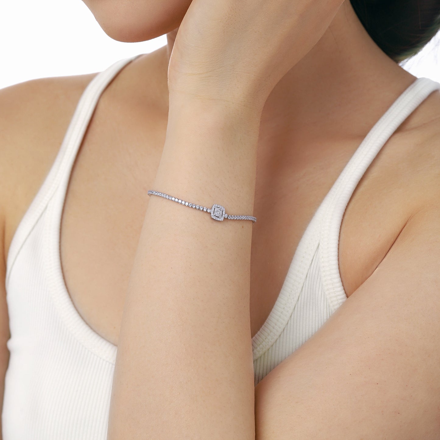 Silver Enchanter’s Locket Bracelet