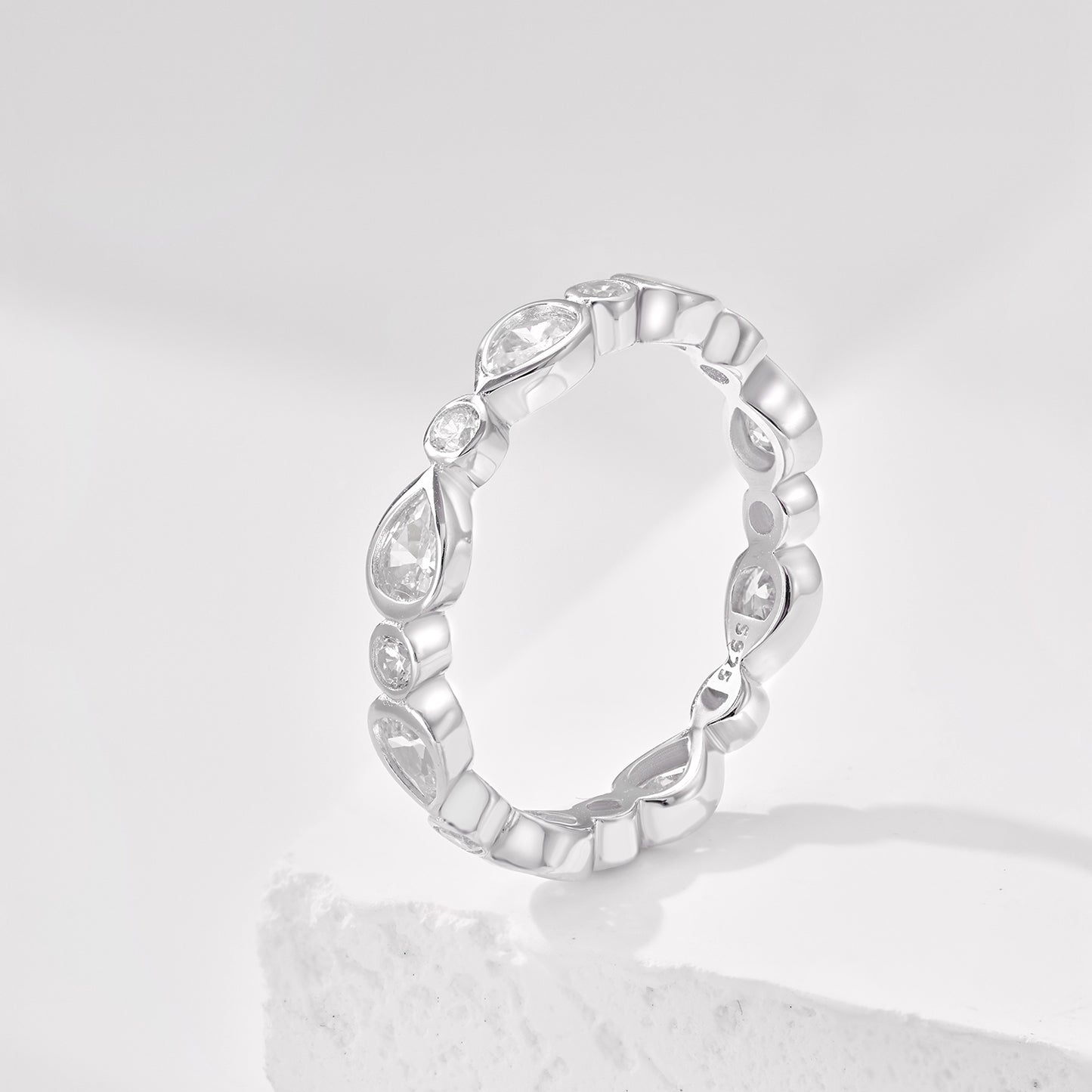 925 Silver Riftweaver Ring