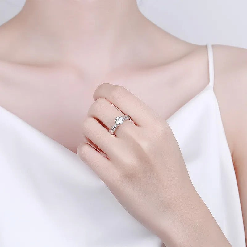 925 Silver Mira Moissanite Diamond Ring