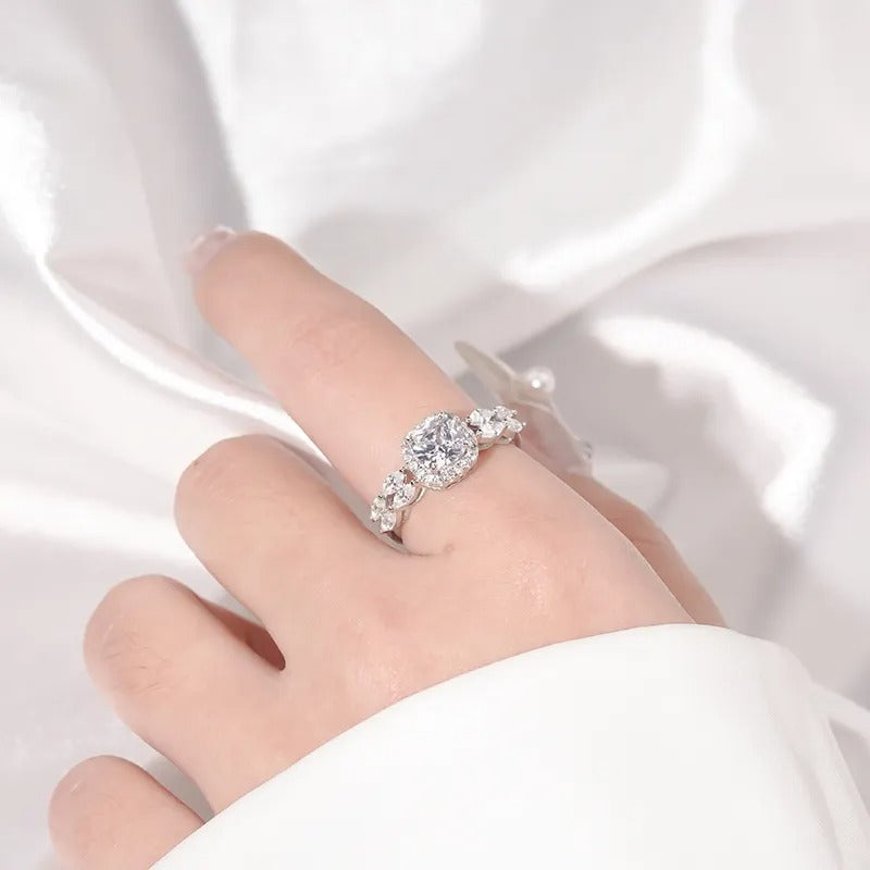 925 Silver Sirius Moissanite Diamond Ring