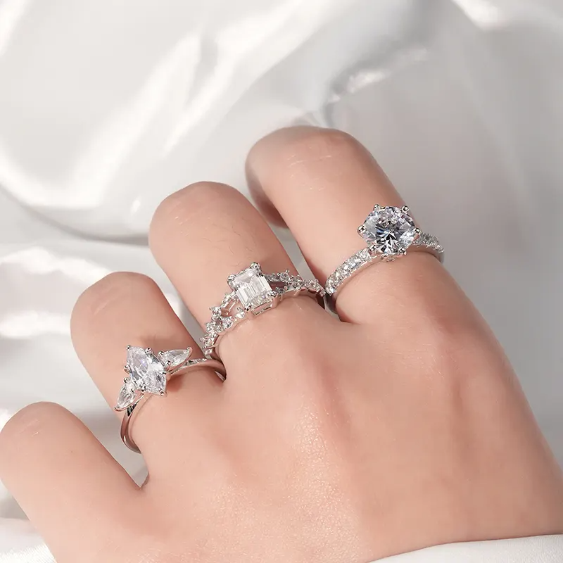 925 Silver Dione Moissanite Diamond Ring