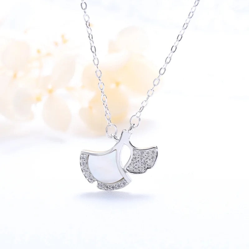 925 Silver Fanilope Necklace