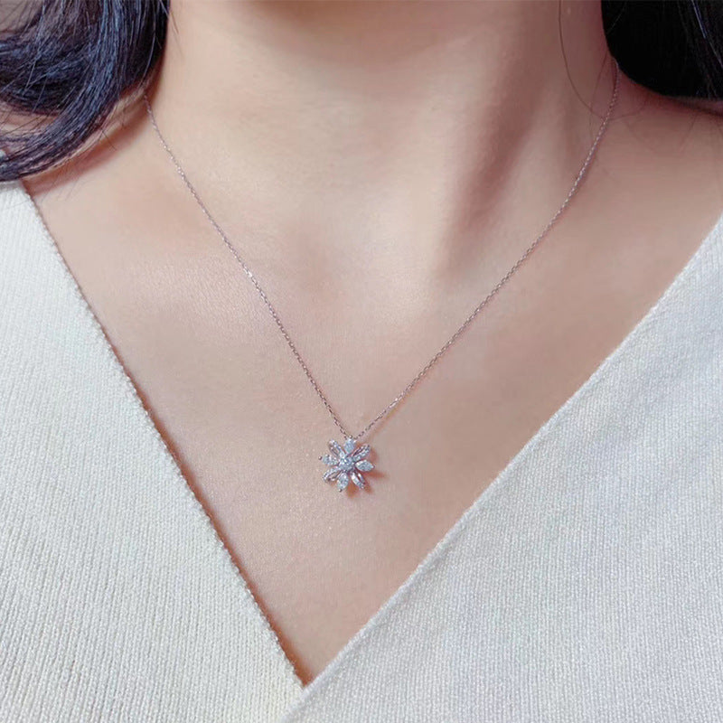 Bloom Necklace