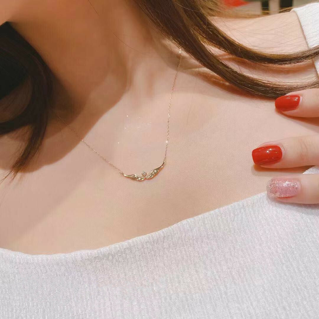 Winglet Necklace