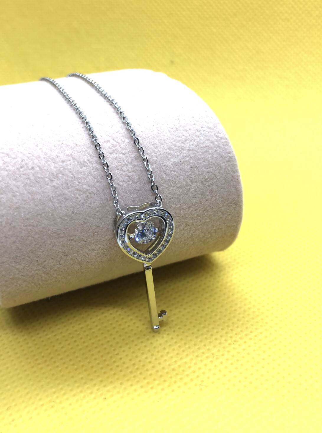 Keylock Necklace