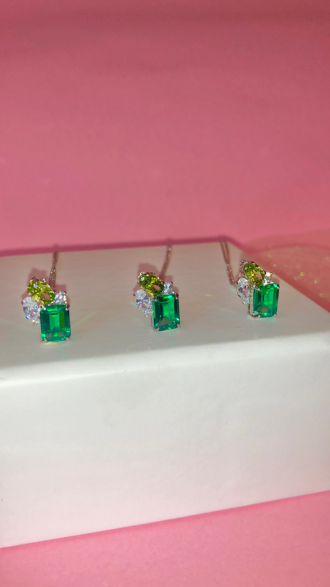 قلادة من الفضة الاسترليني غابة الزمرد