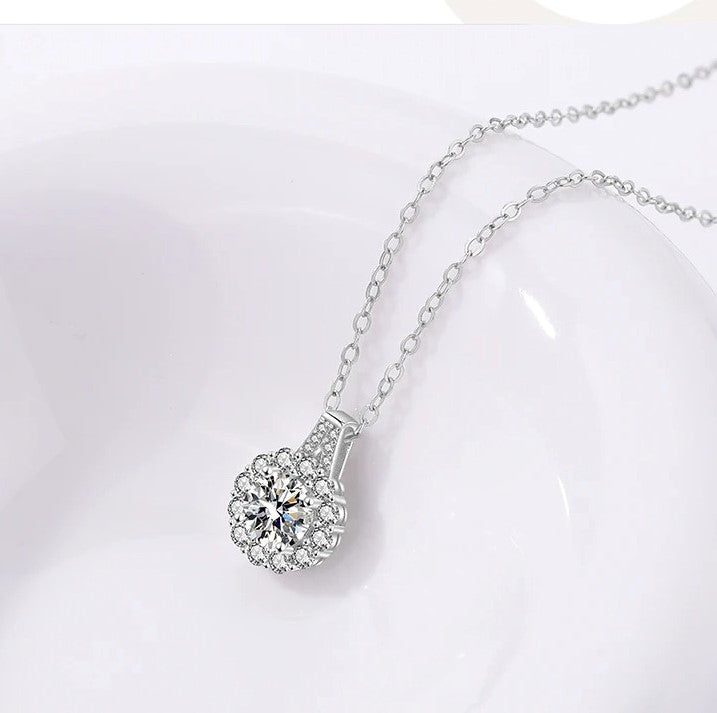 925 Mirch Silver Moissanite Diamond Necklace