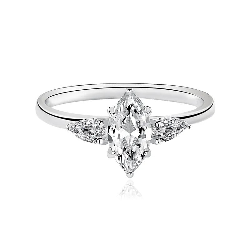 925 Rigel Silver Moissanite Diamond Ring