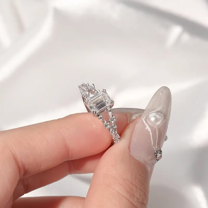 925 Silver Mirage Moissanite Diamond Ring