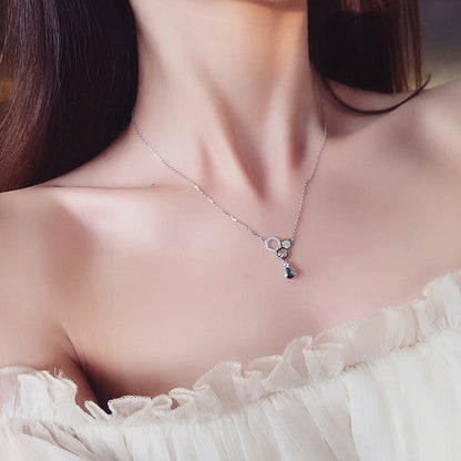 Bumble Necklace